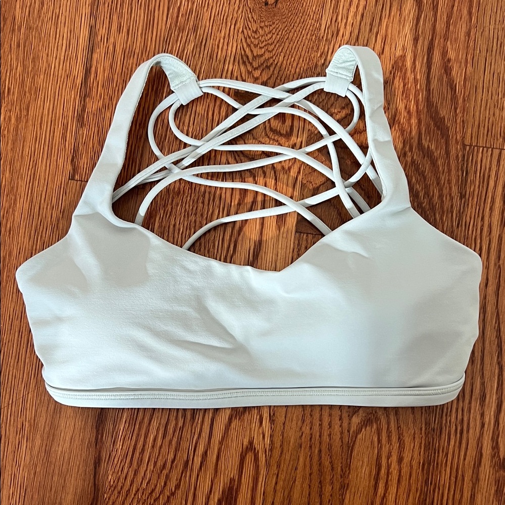 Lululemon free to be wild light support